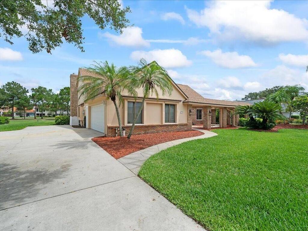 271 Sandy Run Run, Suntree, FL 32940