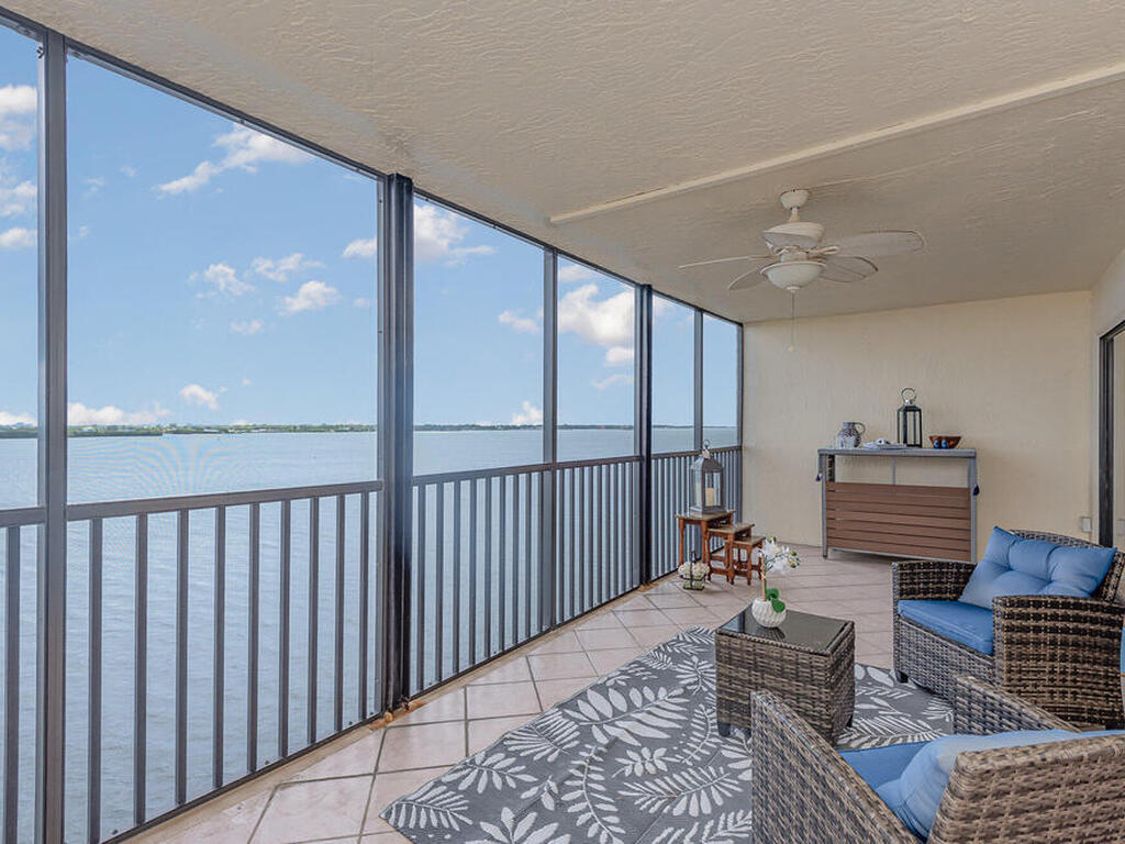 250 S Sykes Creek Parkway, Merritt Island, FL 32952