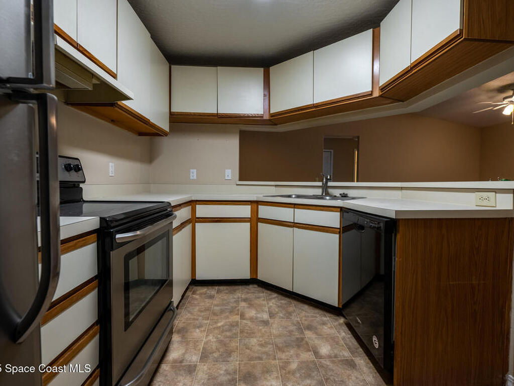 7667 N Wickham Road, Suntree, FL 32940