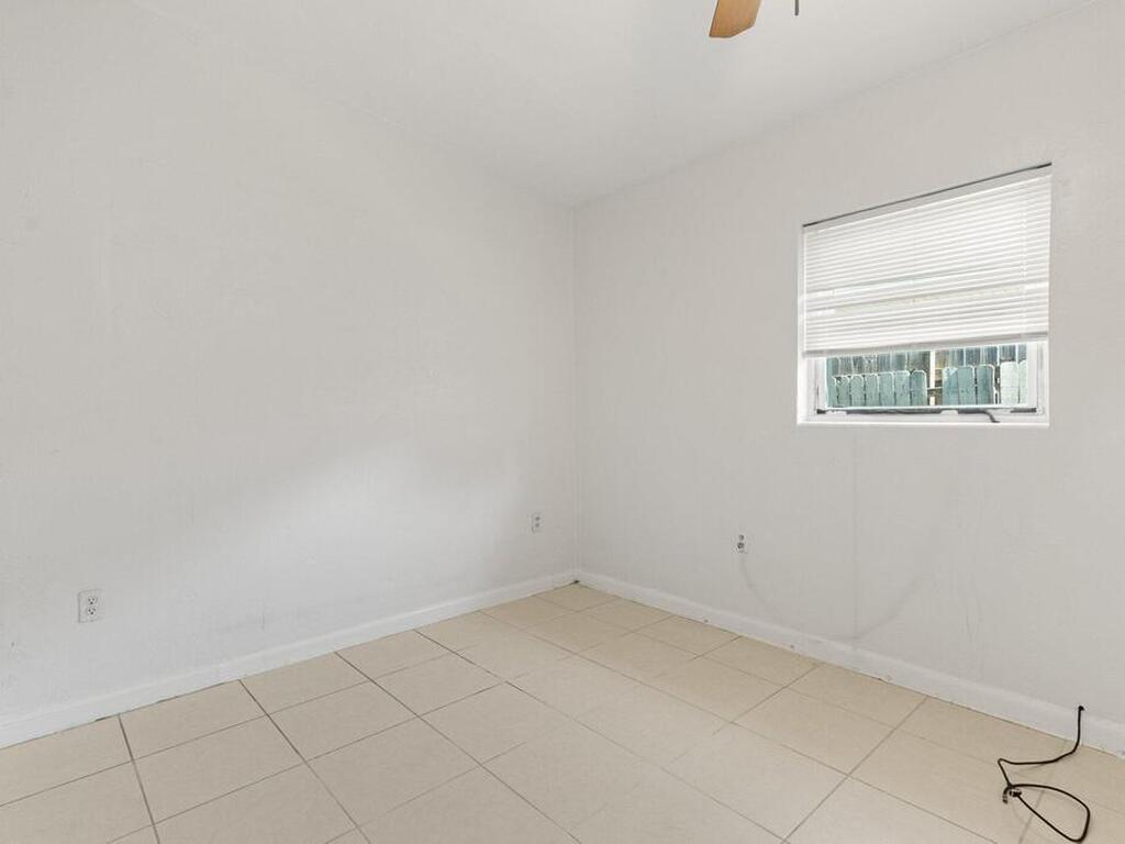 673 S Orlando Avenue, Cocoa Beach, FL 32931