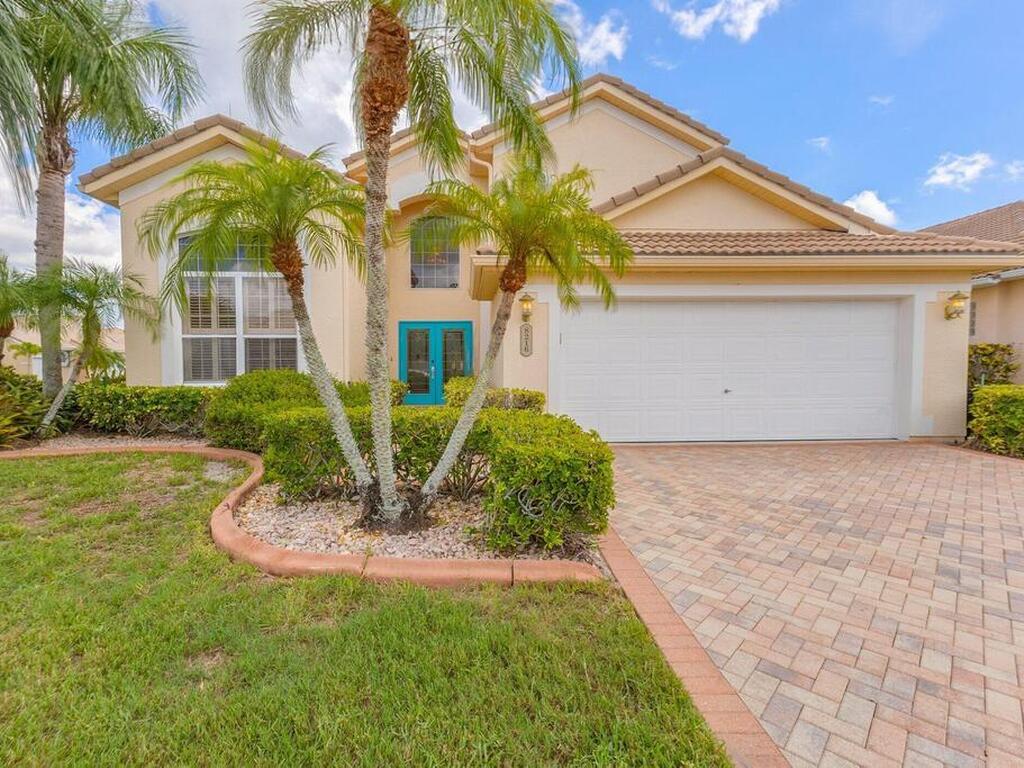 8216 Simpkins Way, Melbourne, FL 32940