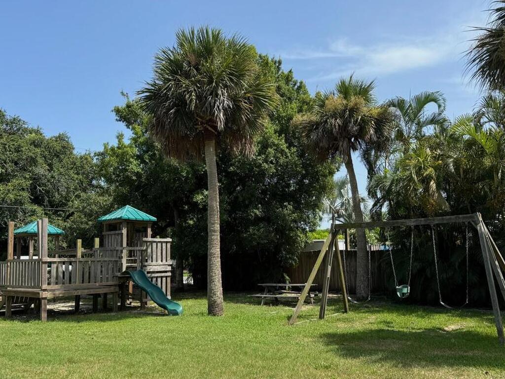 275 Heron Drive, Melbourne Beach, FL 32951