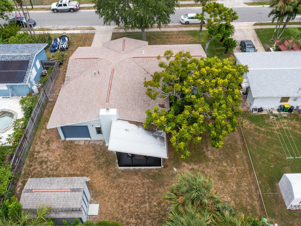 1525 Plum Avenue, Merritt Island, FL 32952