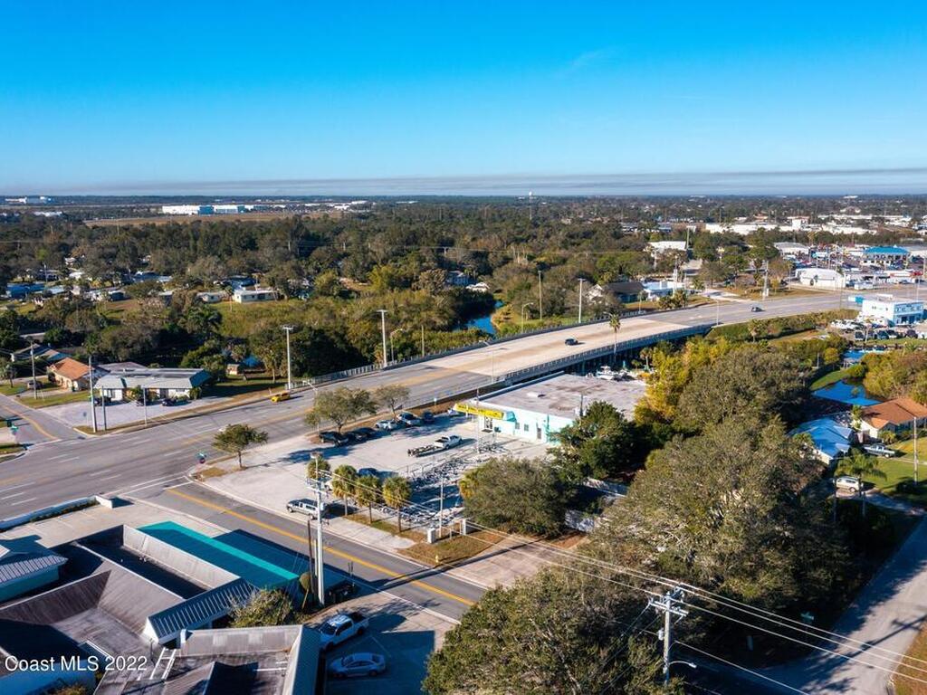 690 Thomas Barbour Drive, Melbourne, FL 32935