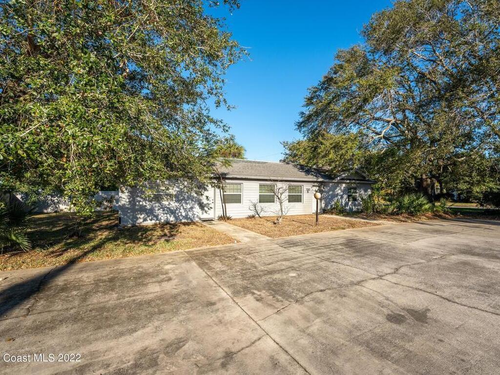 690 Thomas Barbour Drive, Melbourne, FL 32935