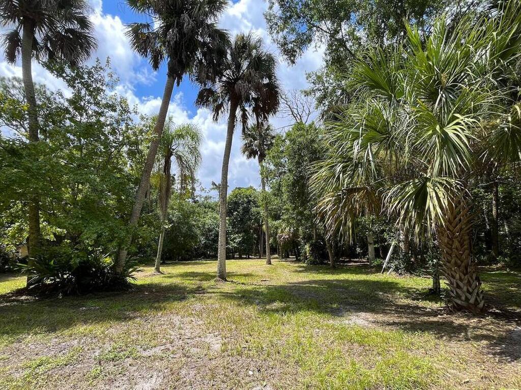 5819 Crane Road, Melbourne Village, FL 32904