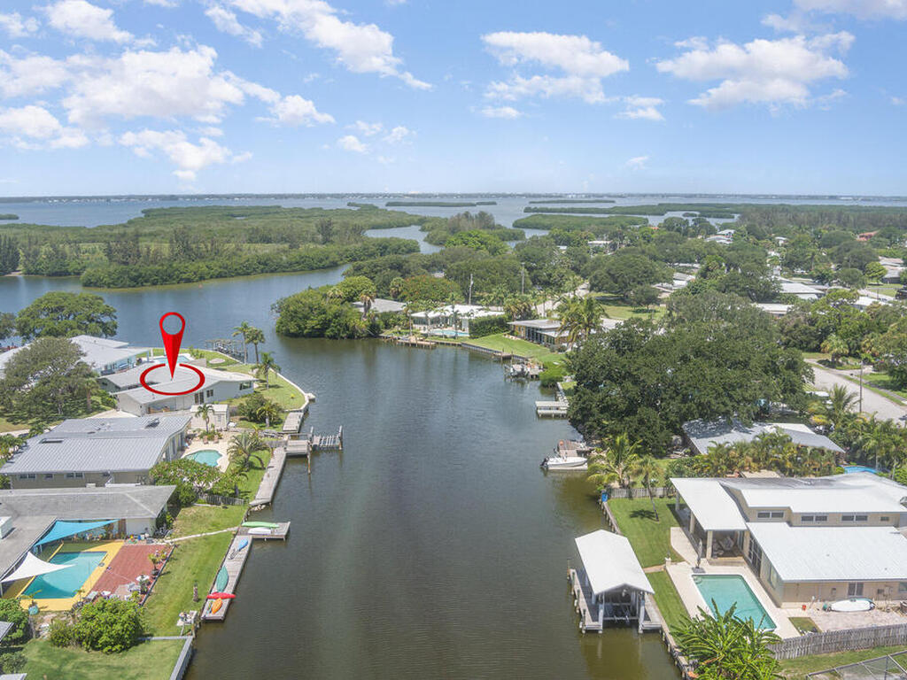 541 Capri Road, Cocoa Beach, FL 32931