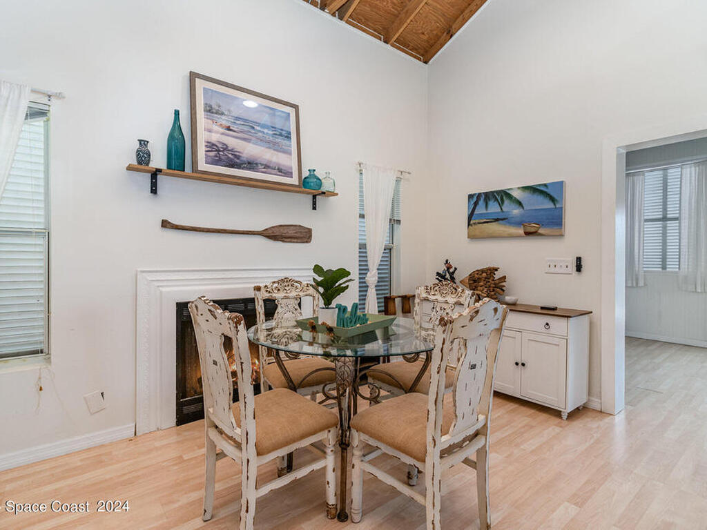 42 Vip Island, Grant-Valkaria, FL 32949
