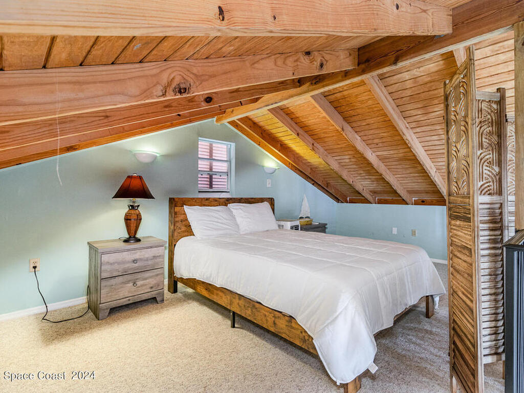 42 Vip Island, Grant-Valkaria, FL 32949