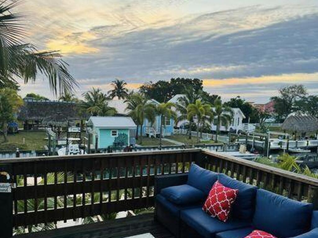 42 Vip Island, Grant-Valkaria, FL 32949