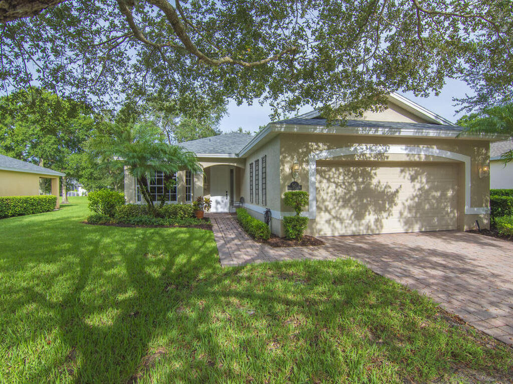 545 Kenwood Drive, Vero Beach, FL 32968