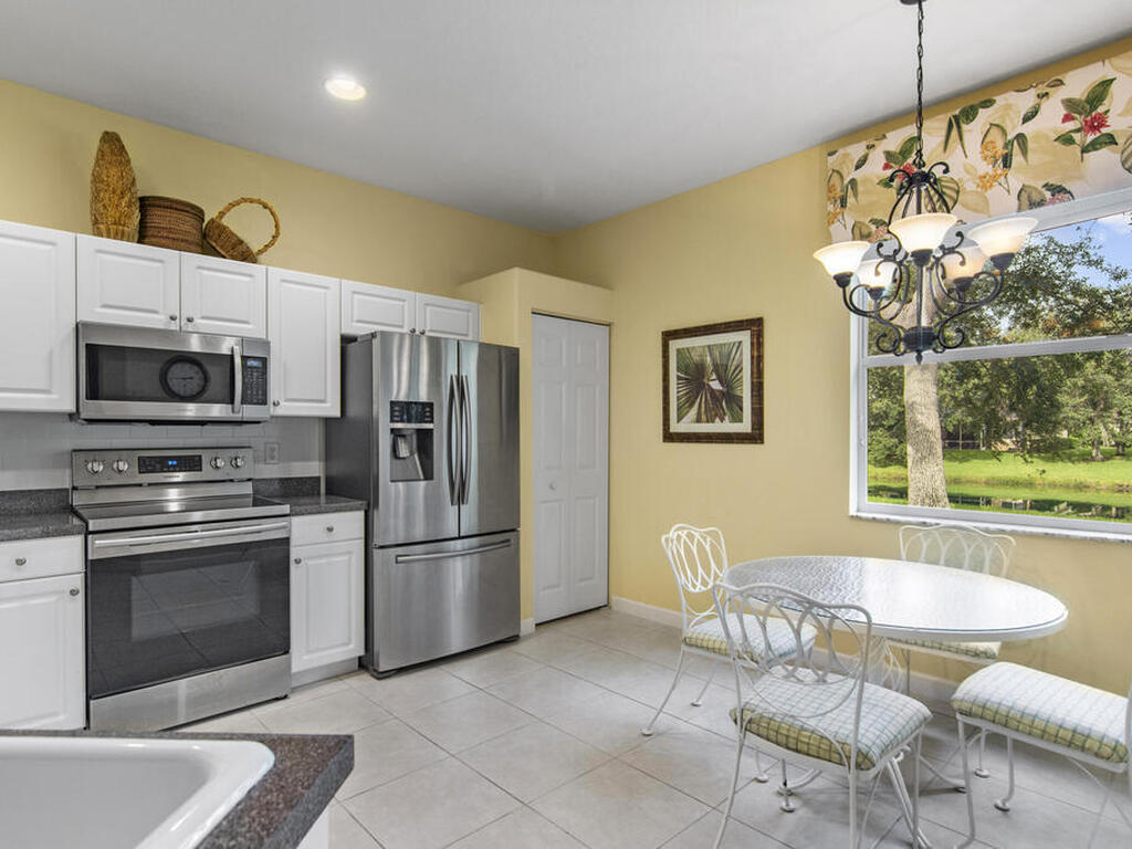 545 Kenwood Drive, Vero Beach, FL 32968