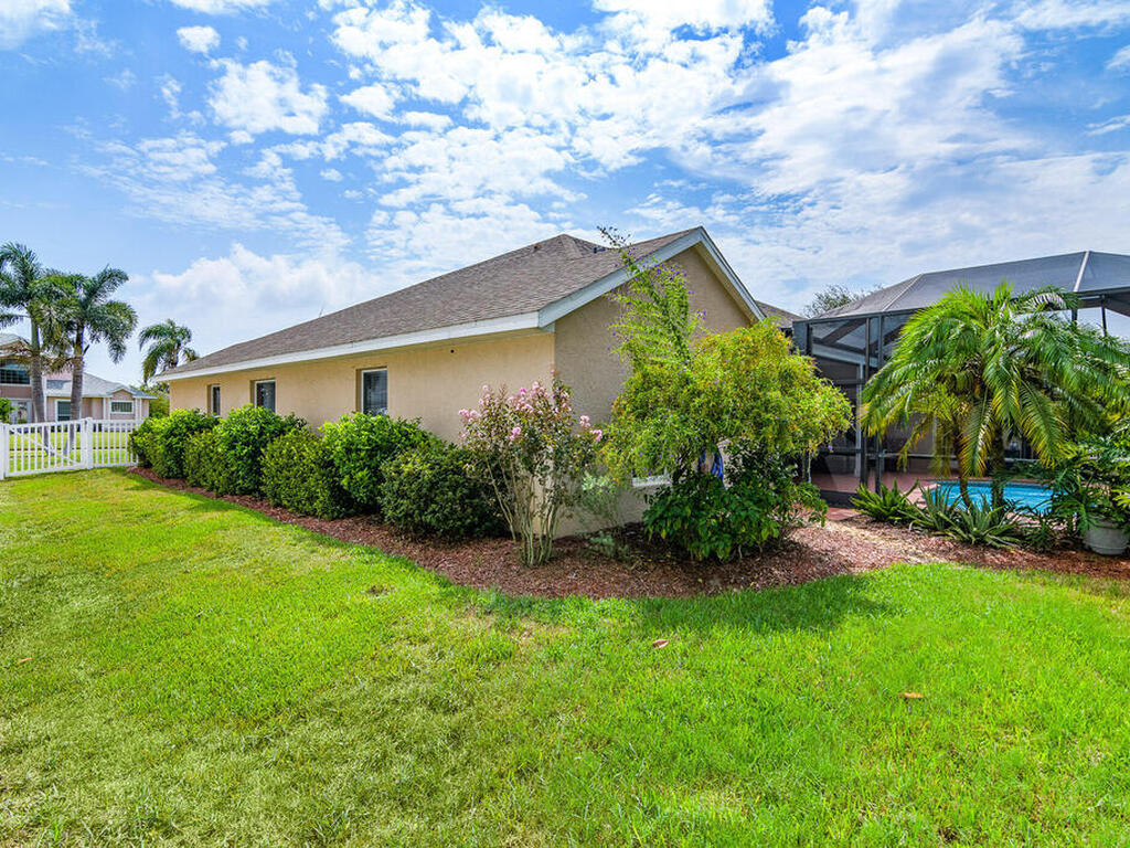 850 Woodbine Drive, Merritt Island, FL 32952