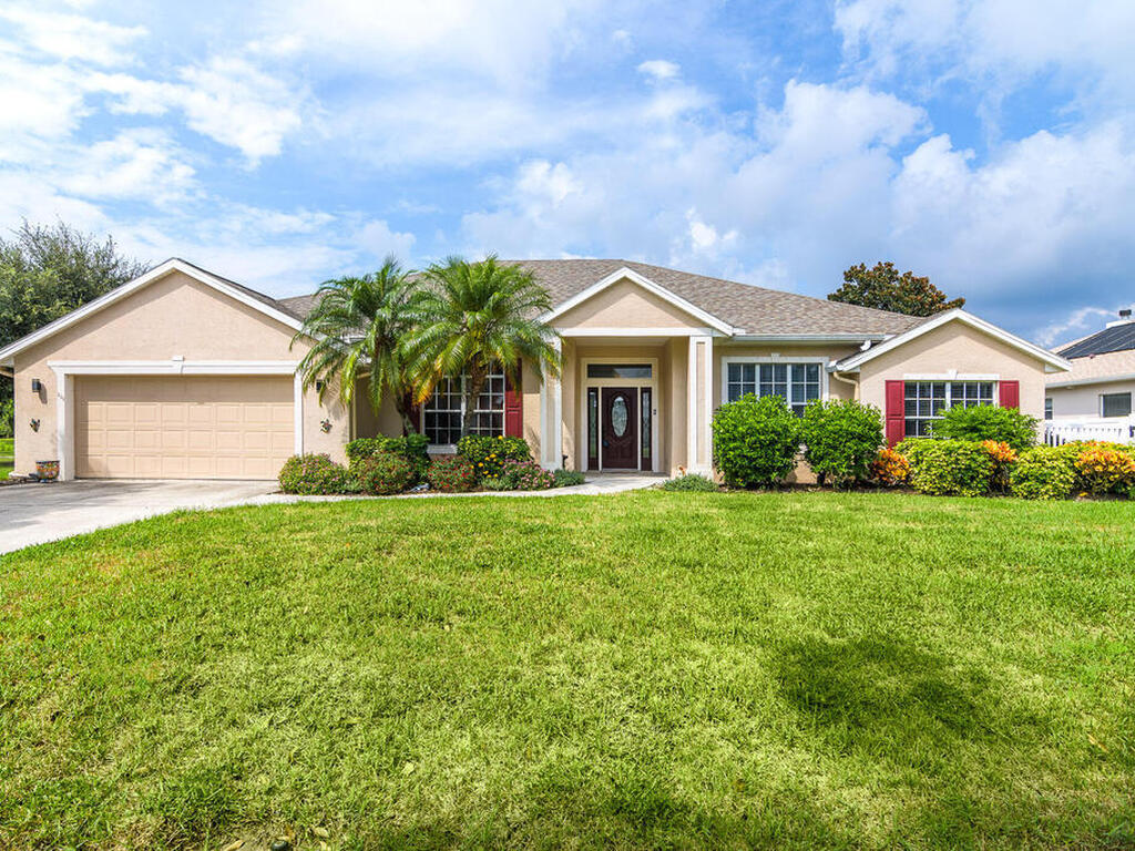 850 Woodbine Drive, Merritt Island, FL 32952