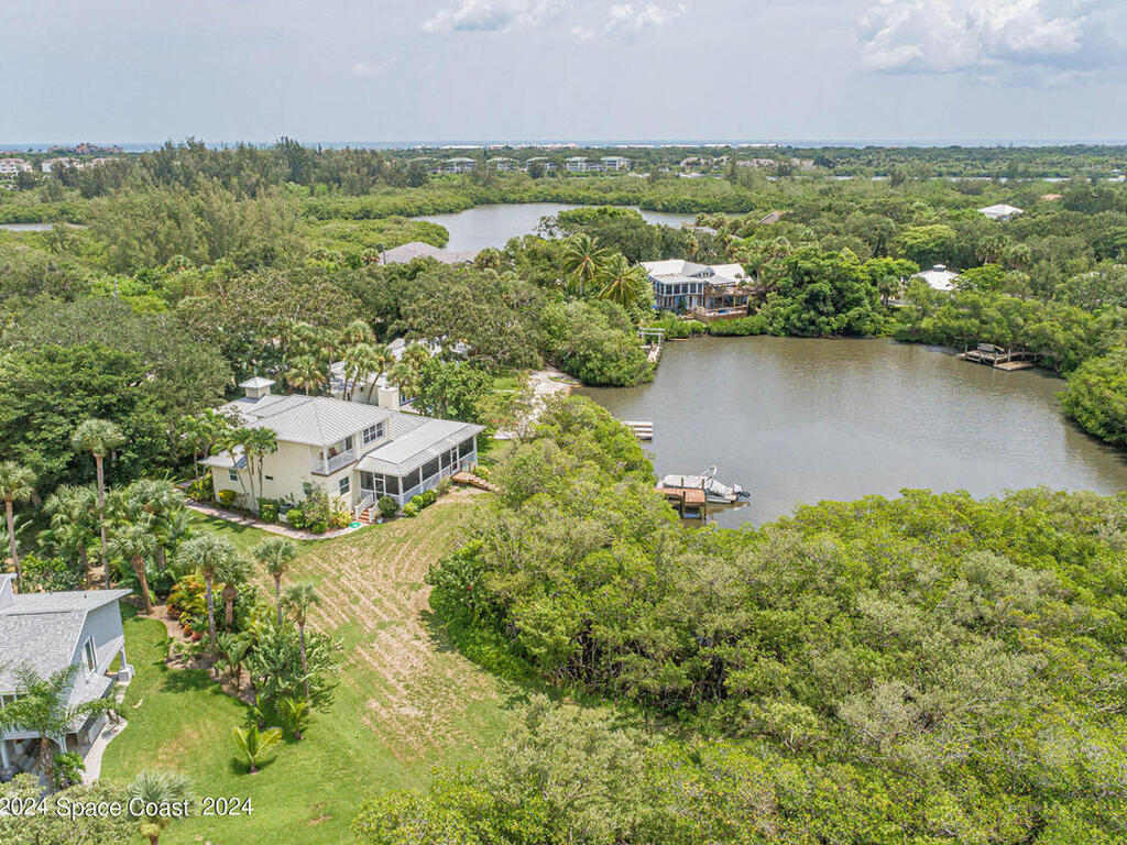 395 Live Oak Drive, Vero Beach, FL 32963