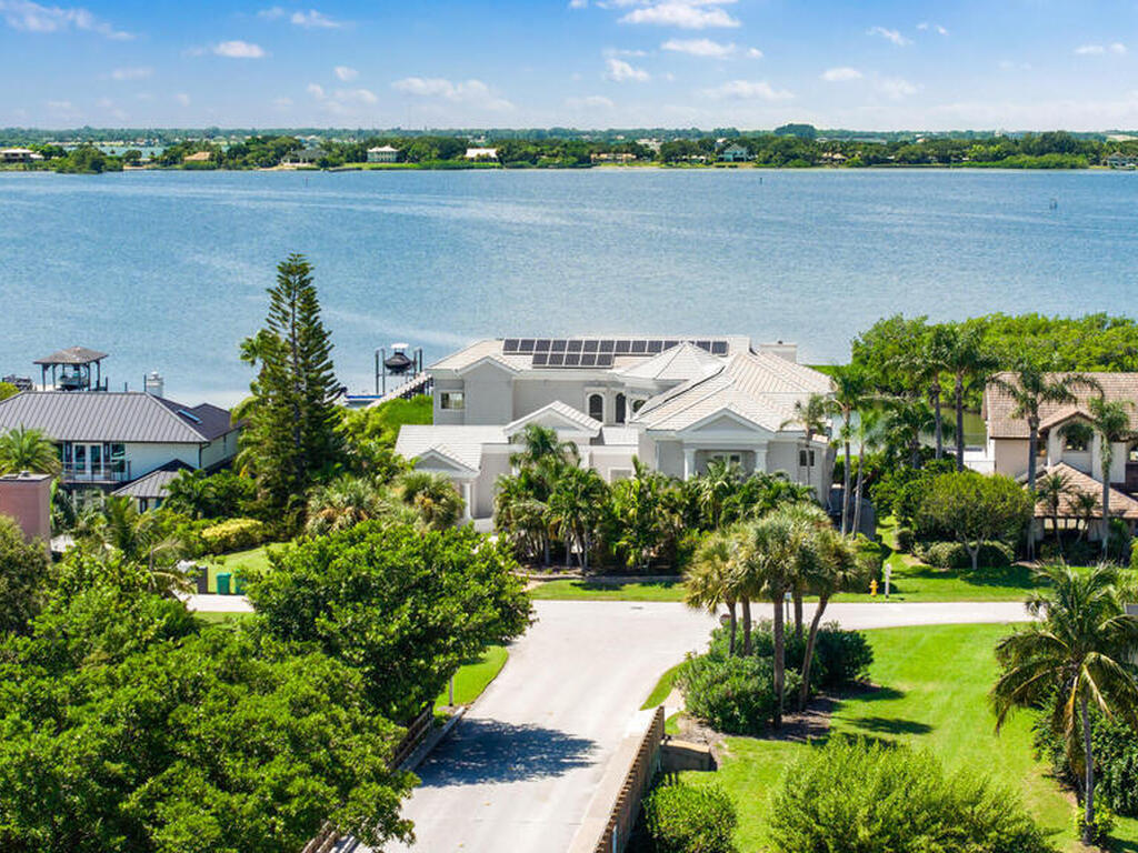 502 Lanternback Island Drive, Satellite Beach, FL 32937