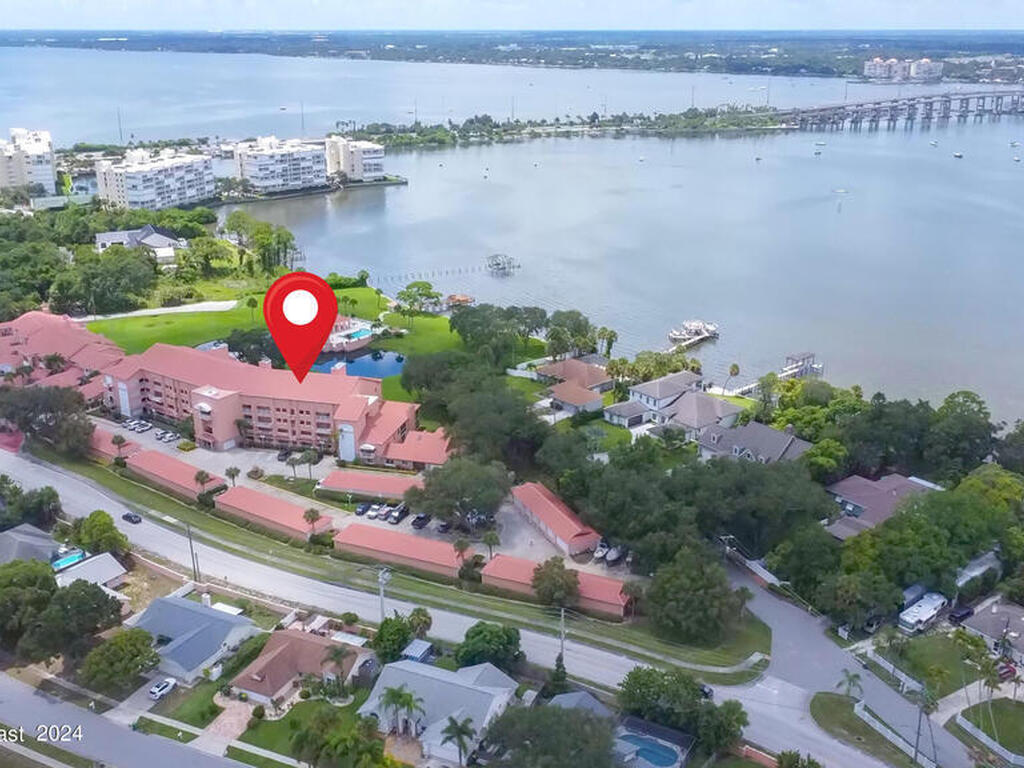 343 N Tropical Trail, Merritt Island, FL 32953