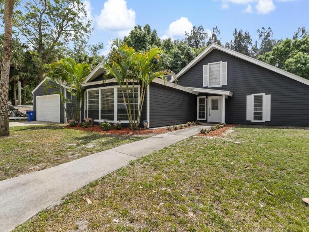 8185 25th Street, Vero Beach, FL 32966