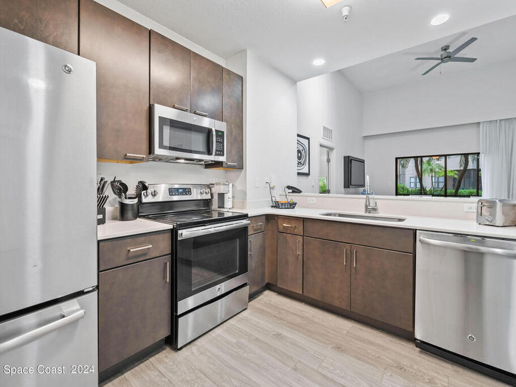 14501 Grove Resort Avenue, Winter Garden, FL 34787