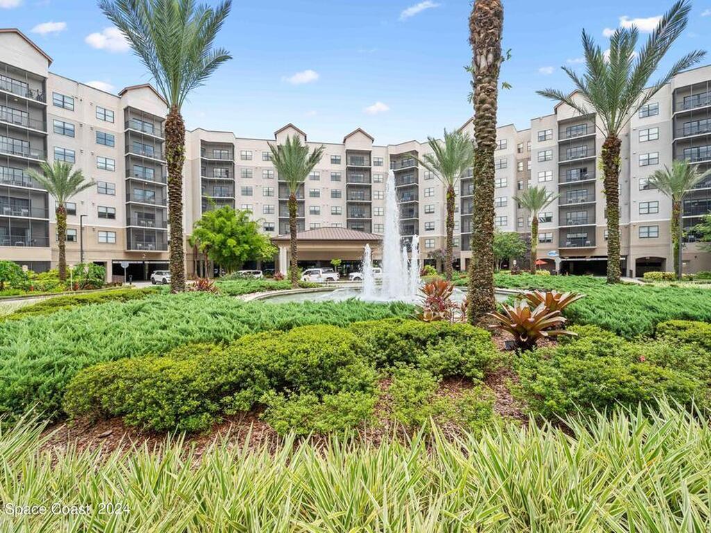 14501 Grove Resort Avenue, Winter Garden, FL 34787