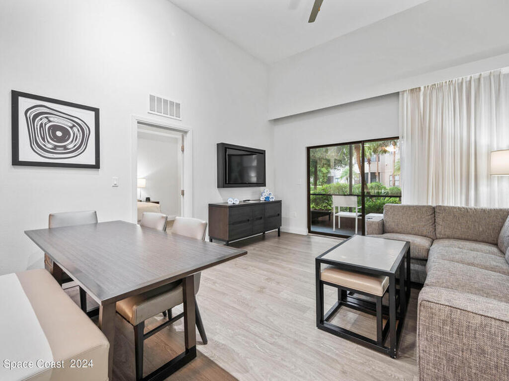 14501 Grove Resort Avenue, Winter Garden, FL 34787