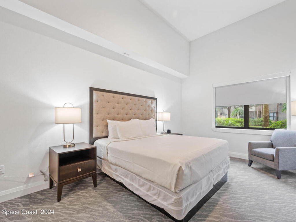 14501 Grove Resort Avenue, Winter Garden, FL 34787