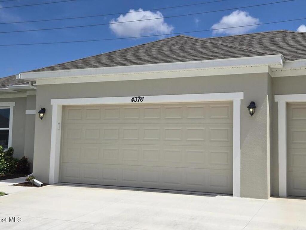 4376 Kelsey Lane, Micco, FL 32976