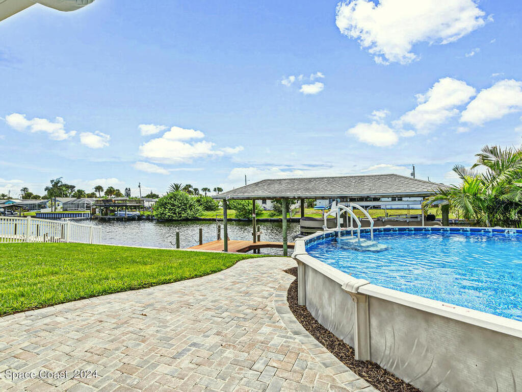 1335 Girard Boulevard, Merritt Island, FL 32952