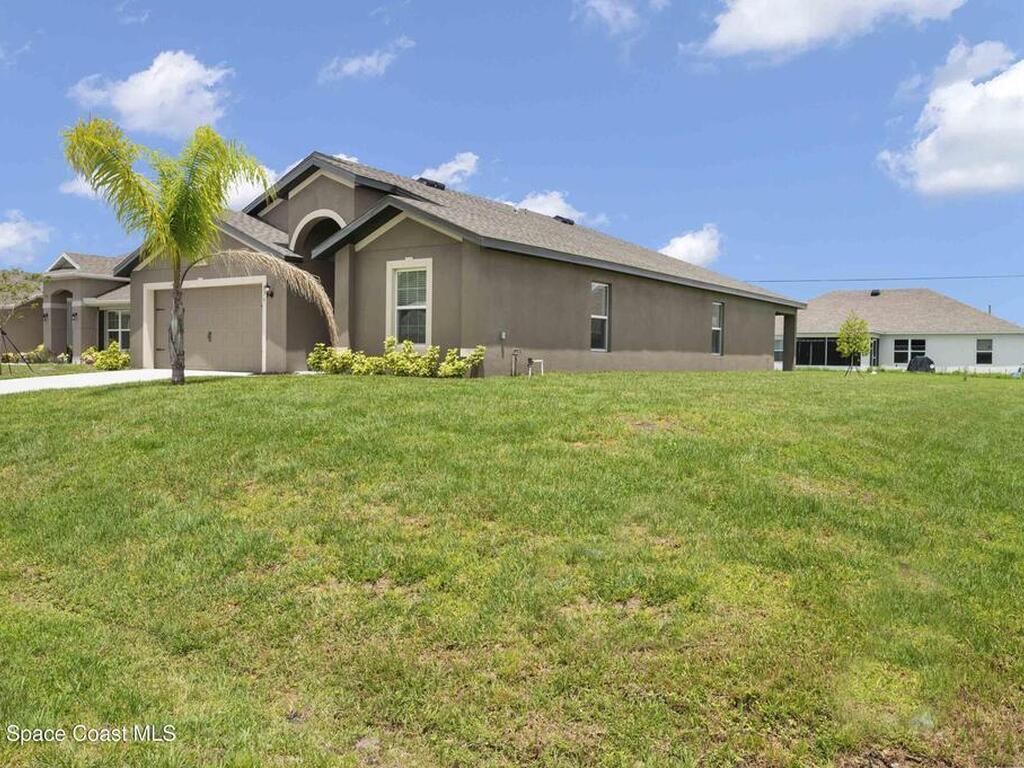 539 Hamwood Street, Palm Bay, FL 32908