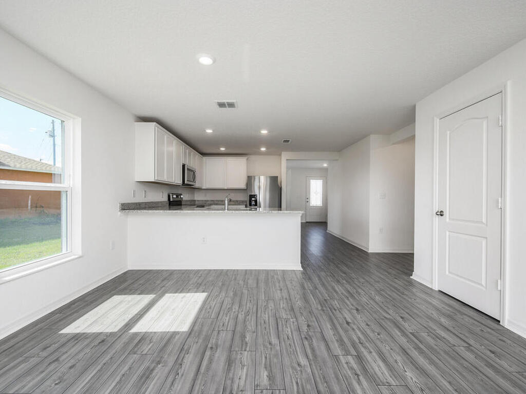 539 Hamwood Street, Palm Bay, FL 32908