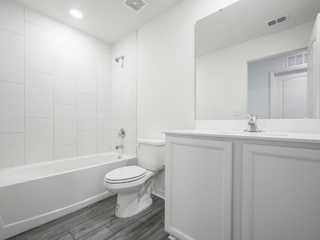 2270 Harbison Avenue, Palm Bay, FL 32908