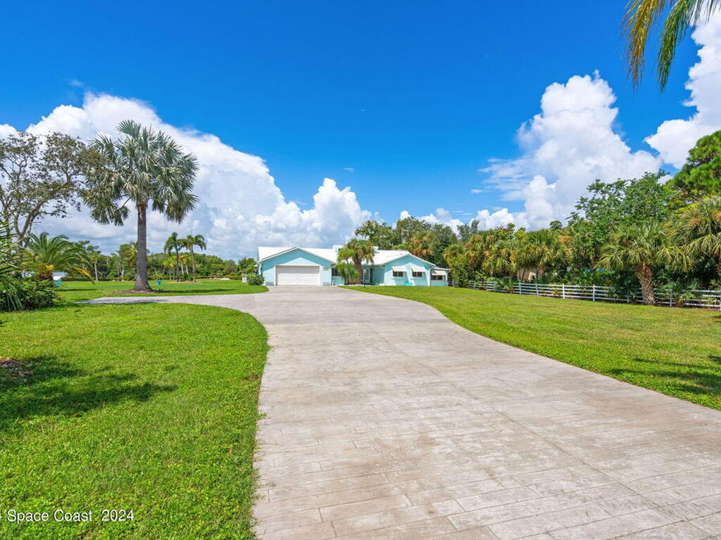 2945 Newfound Harbor Drive, Merritt Island, FL 32952