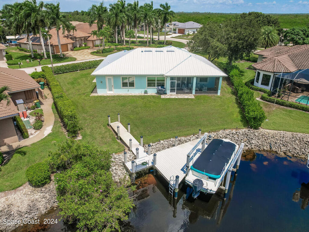 162 Windward Cay, Naples, FL 34114