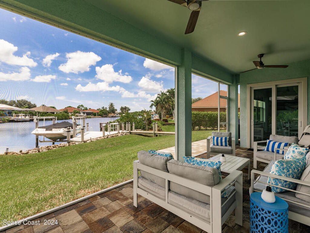 162 Windward Cay, Naples, FL 34114