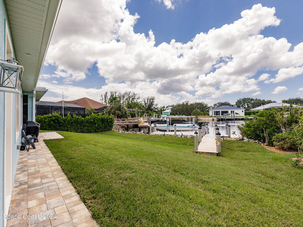 162 Windward Cay, Naples, FL 34114