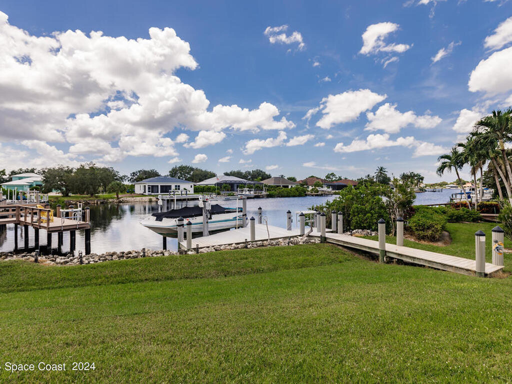 162 Windward Cay, Naples, FL 34114