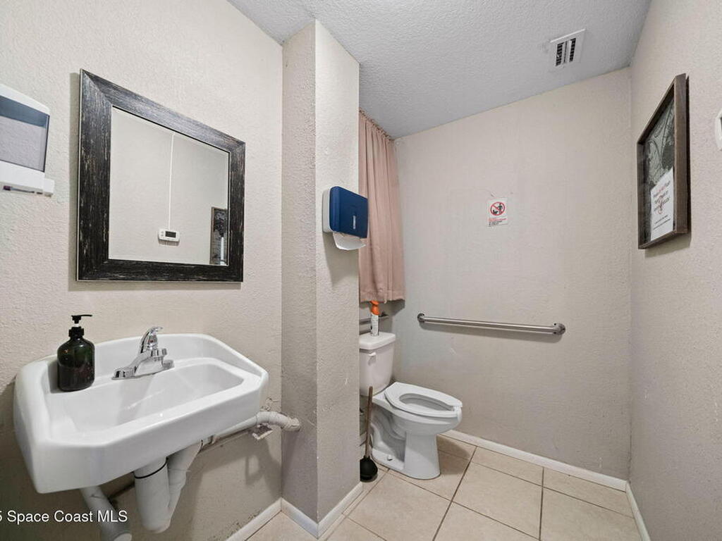 604 E New Haven Avenue, Melbourne, FL 32901