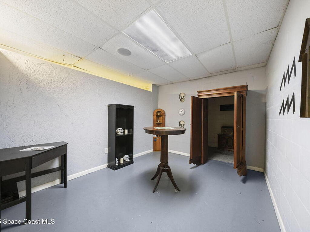 604 E New Haven Avenue, Melbourne, FL 32901