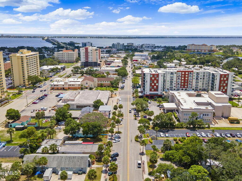 604 E New Haven Avenue, Melbourne, FL 32901