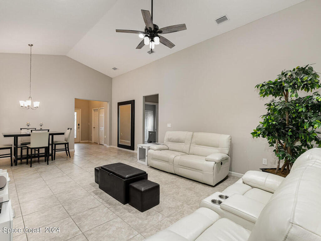 4210 Harvest Circle, Rockledge, FL 32955