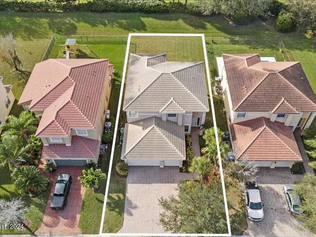 1861 Grey Falcon, Vero Beach, FL 32962