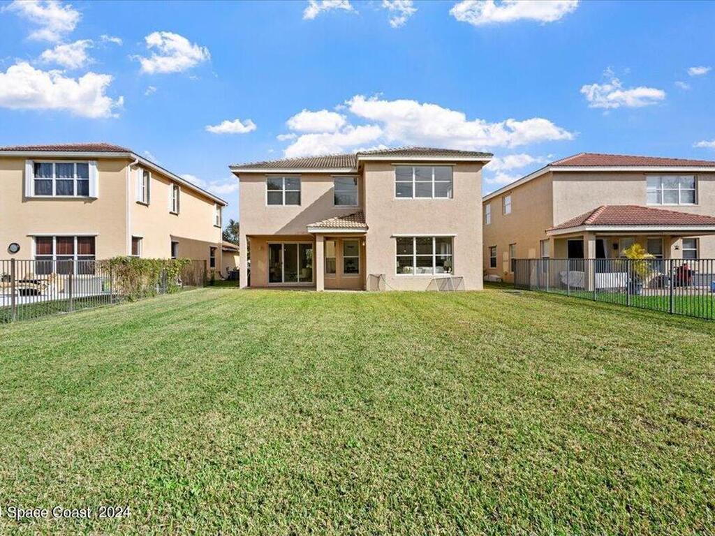 1861 Grey Falcon, Vero Beach, FL 32962