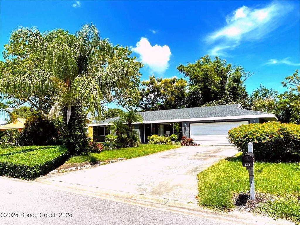 634 24th, Vero Beach, FL 32962