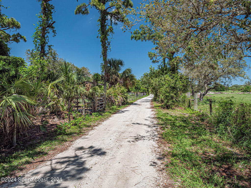 10995 Roseland Road, Sebastian, FL 32958