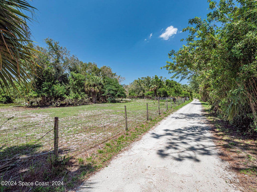 10995 Roseland Road, Sebastian, FL 32958