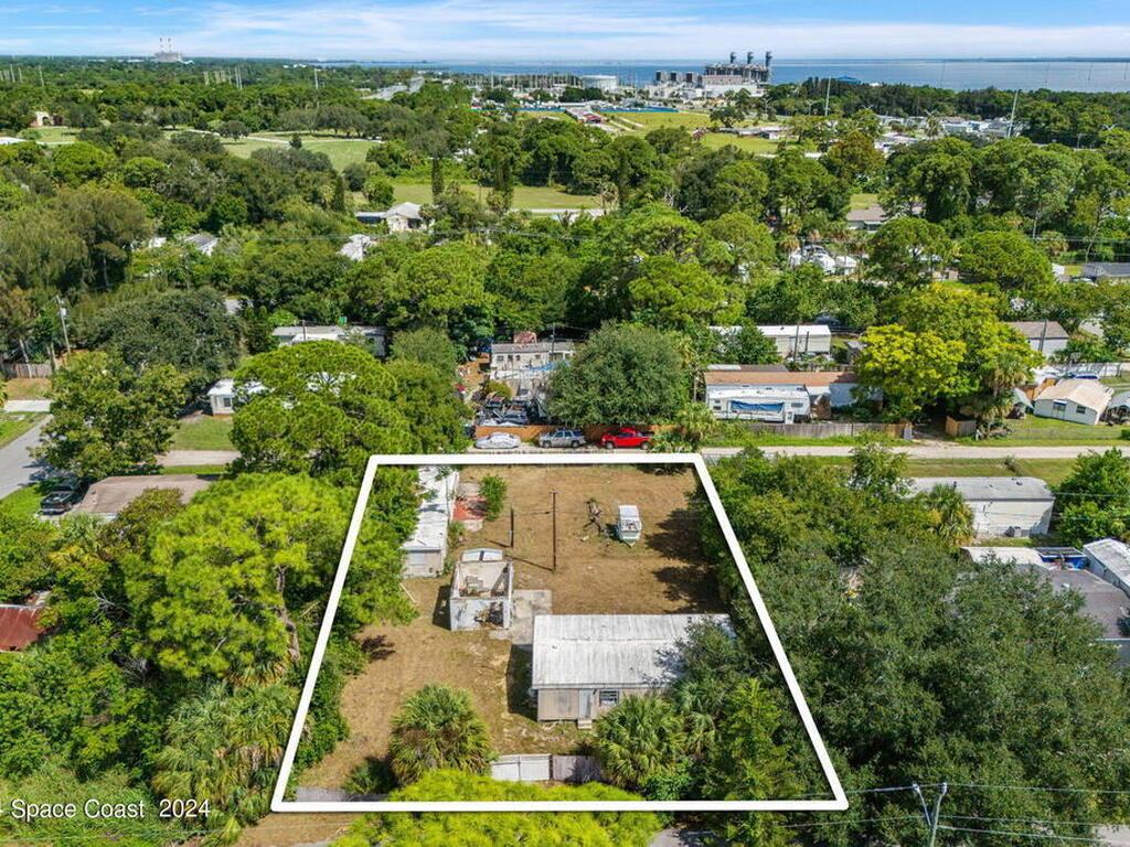 327 Booth Street, Cocoa, FL 32927