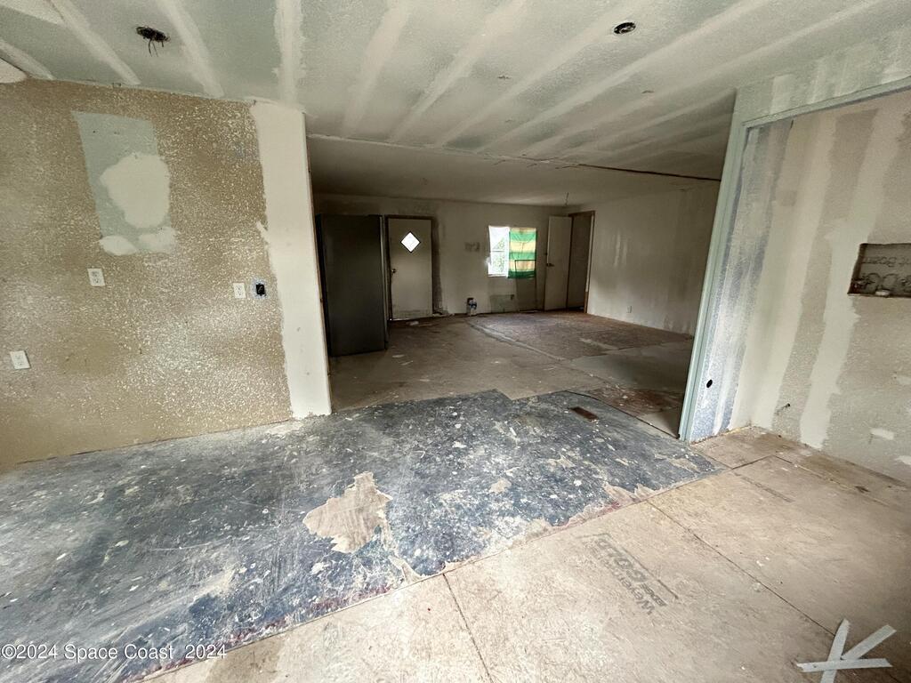 327 Booth Street, Cocoa, FL 32927