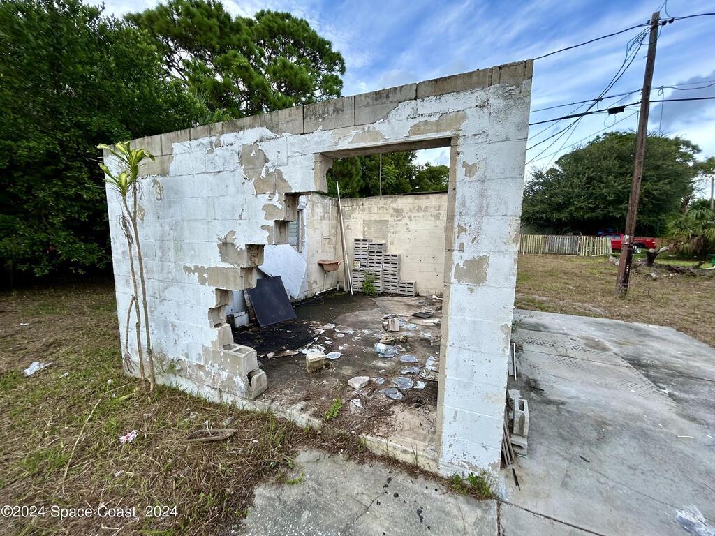 327 Booth Street, Cocoa, FL 32927