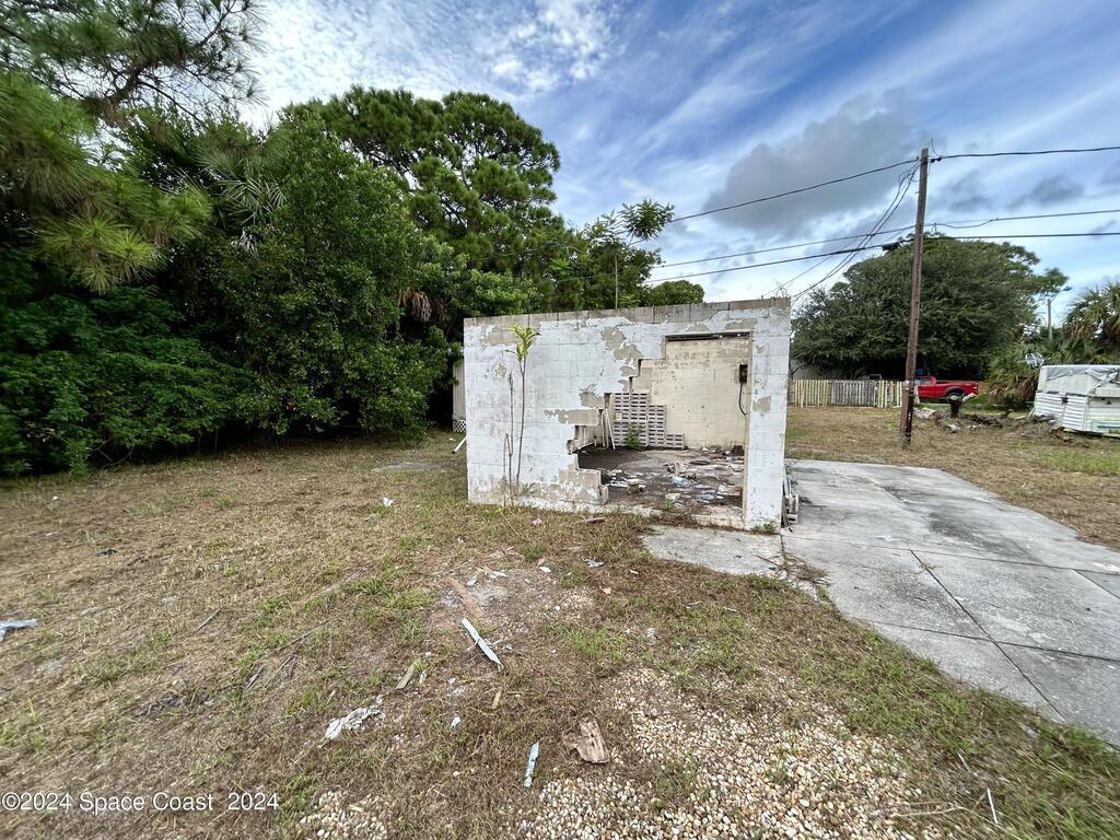 327 Booth Street, Cocoa, FL 32927