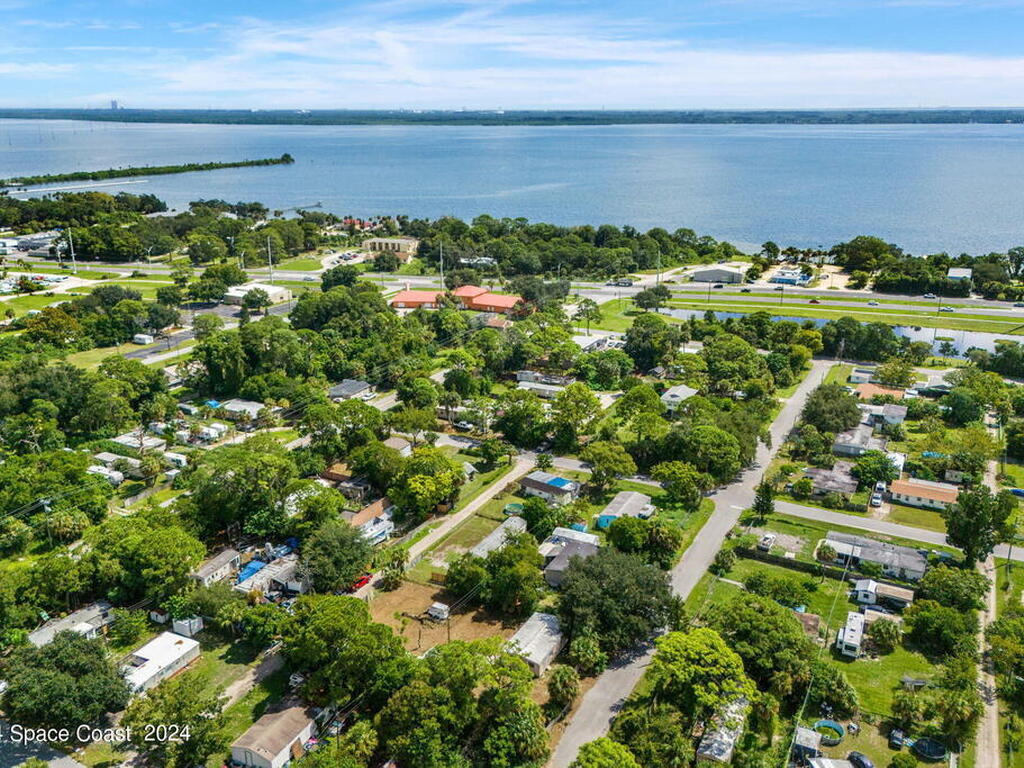 327 Booth Street, Cocoa, FL 32927